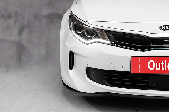 Kia Optima 4 of 30