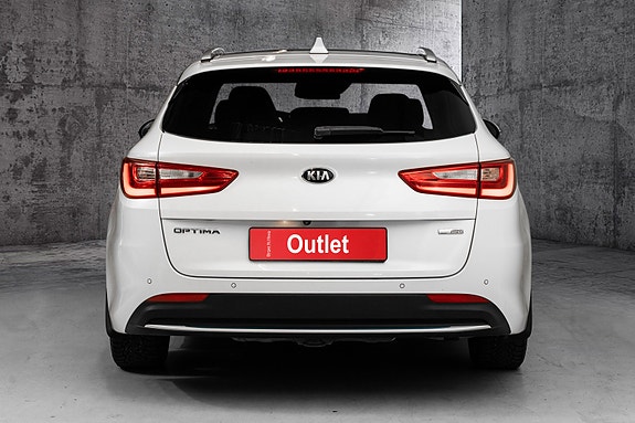 Kia Optima 7 of 30