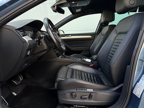Volkswagen Passat Alltrack 18 of 30