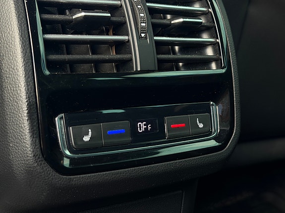 Volkswagen Passat Alltrack 30 of 30