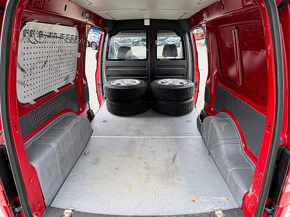 Volkswagen Caddy Maxi 10 of 10