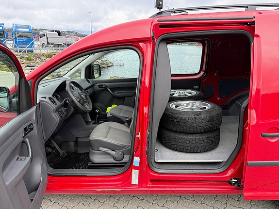 Volkswagen Caddy Maxi 7 of 10