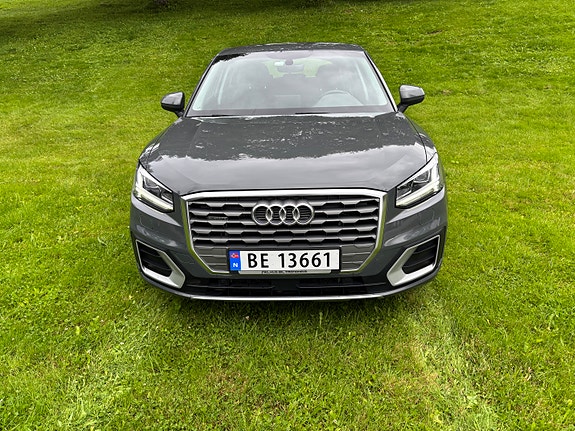 Audi Q2 2 of 30