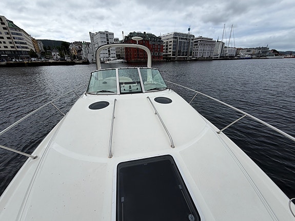 Sea Ray 335 Sundancer En eier siden 2006. Årlig service og stell - 670 gangtimer 16 of 30