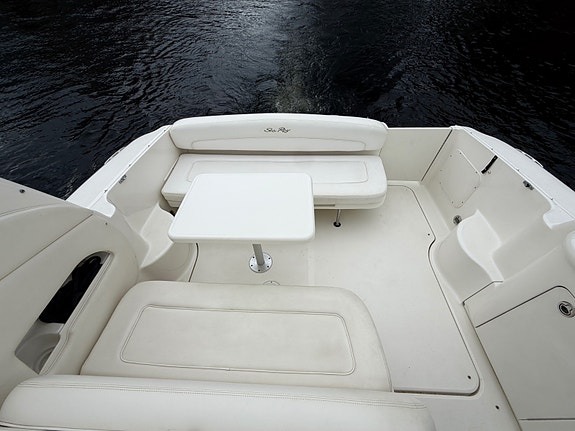 Sea Ray 335 Sundancer En eier siden 2006. Årlig service og stell - 670 gangtimer 13 of 30