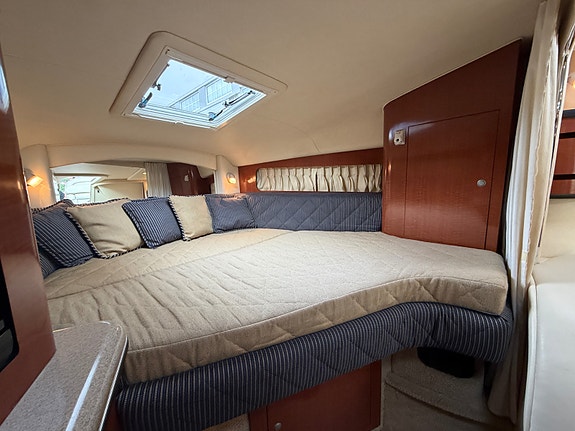 Sea Ray 335 Sundancer En eier siden 2006. Årlig service og stell - 670 gangtimer 28 of 30
