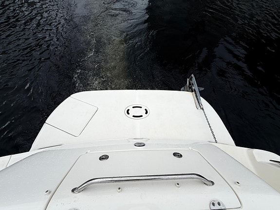 Sea Ray 335 Sundancer En eier siden 2006. Årlig service og stell - 670 gangtimer 9 of 30