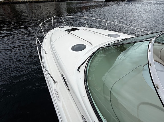 Sea Ray 335 Sundancer En eier siden 2006. Årlig service og stell - 670 gangtimer 14 of 30