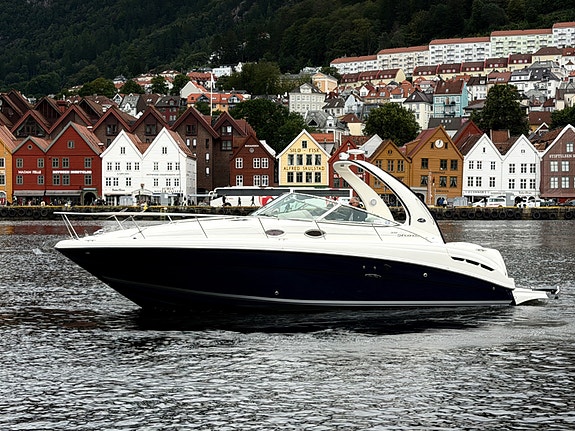 Sea Ray 335 Sundancer En eier siden 2006. Årlig service og stell - 670 gangtimer 5 of 30