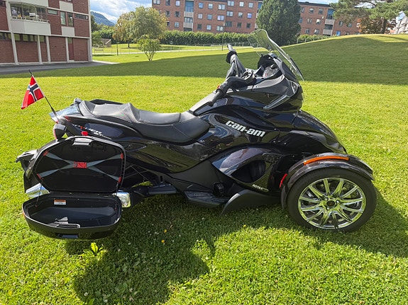 Can-Am CAN-AM 14 of 17