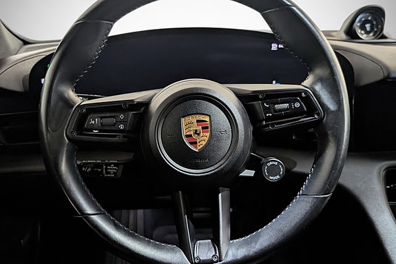 Porsche Taycan 4 15 of 26
