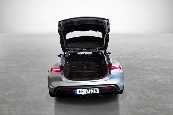 Porsche Taycan 4 8 of 26