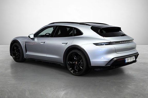 Porsche Taycan 4 6 of 26