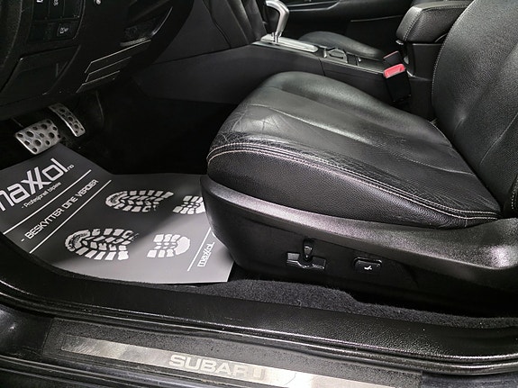 Subaru Legacy 26 of 30