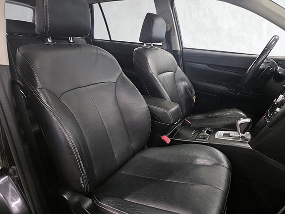 Subaru Legacy 23 of 30
