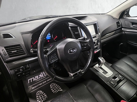 Subaru Legacy 21 of 30