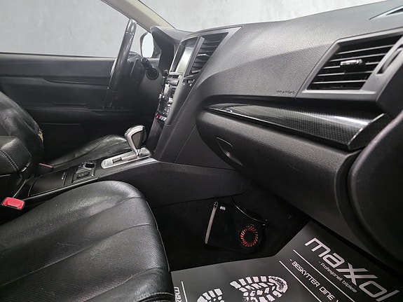 Subaru Legacy 15 of 30