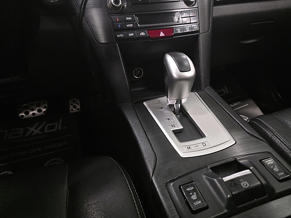 Subaru Legacy 22 of 30