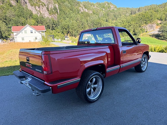 Chevrolet Silverado 1500 12 of 30