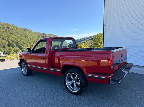 Chevrolet Silverado 1500 5 of 30