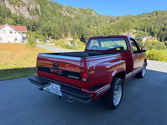 Chevrolet Silverado 1500 11 of 30