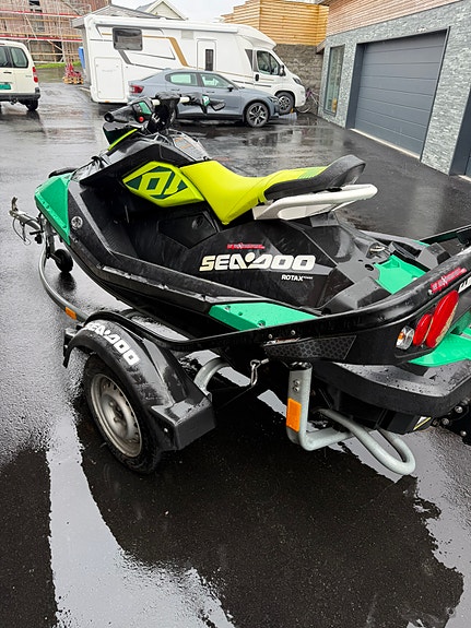 SeaDoo spark 3 of 10