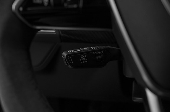Audi e-tron GT 21 of 30