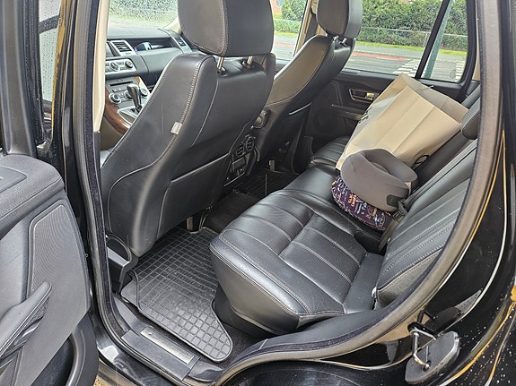 Land Rover Range Rover 10 of 23