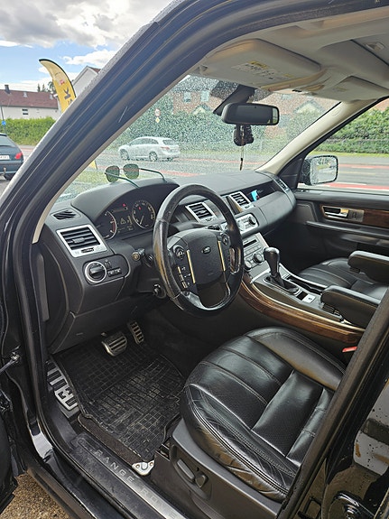Land Rover Range Rover 8 of 23