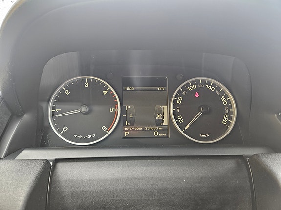Land Rover Range Rover 21 of 23