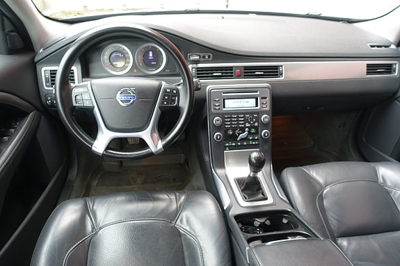Volvo V70 28 of 29