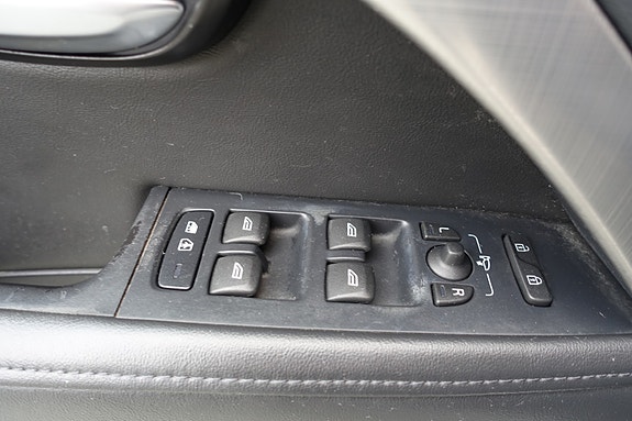 Volvo V70 24 of 29