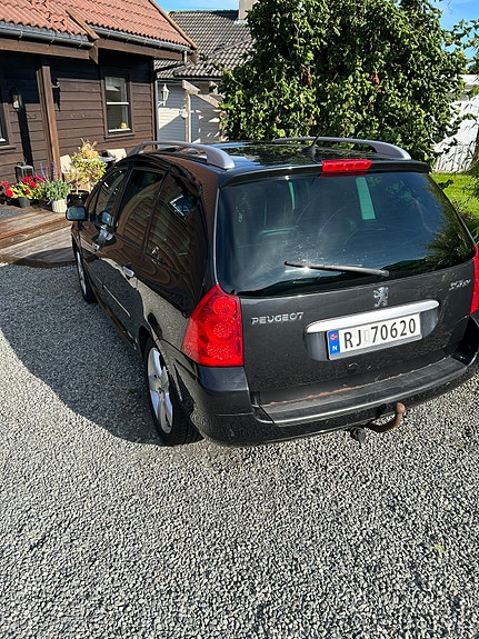 Peugeot 307 SW 3 of 17