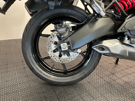 Kawasaki Versys 650 *** SERVICE/GARANTI *** 18 of 30