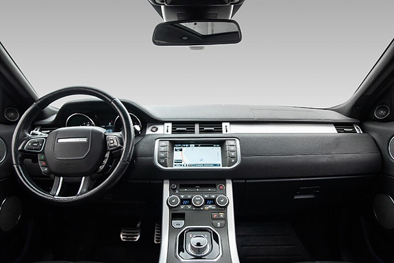 Land Rover Range Rover Evoque 13 of 30