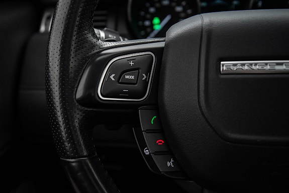 Land Rover Range Rover Evoque 22 of 30