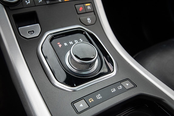 Land Rover Range Rover Evoque 26 of 30
