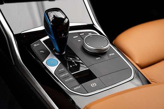BMW i4 20 of 27