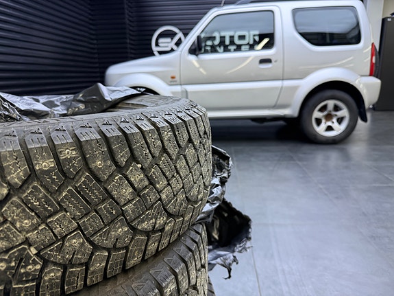 Suzuki Jimny 20 of 27