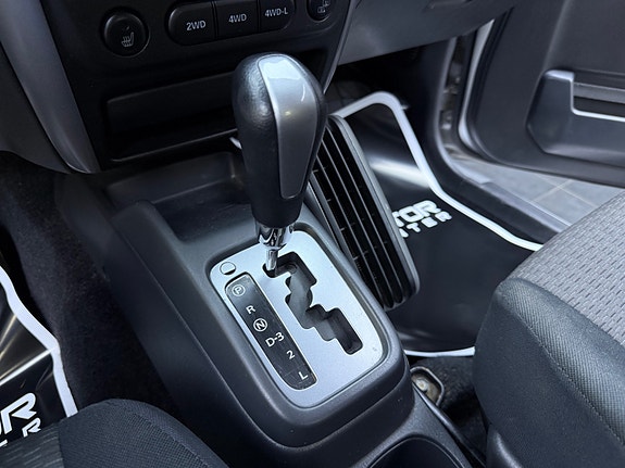 Suzuki Jimny 14 of 27