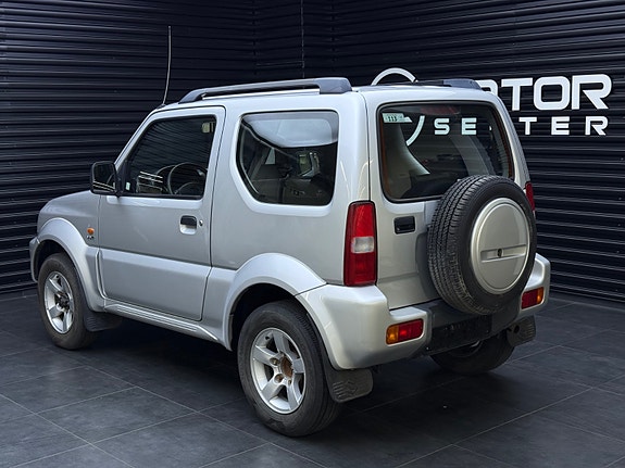 Suzuki Jimny 2 of 27