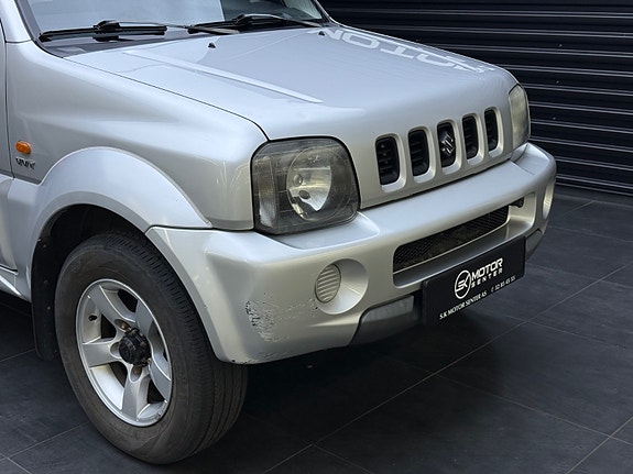 Suzuki Jimny 3 of 27