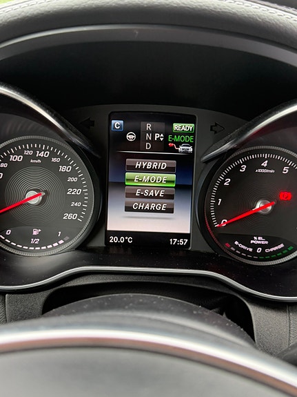 Mercedes-Benz C350 e 16 of 21