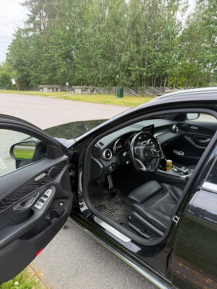 Mercedes-Benz C350 e 13 of 21