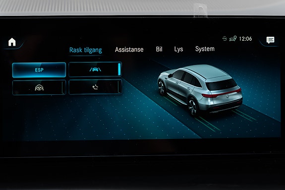 Mercedes-Benz EQC400 27 of 30