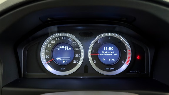 Volvo V70 19 of 30