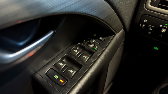 Volvo V70 15 of 30