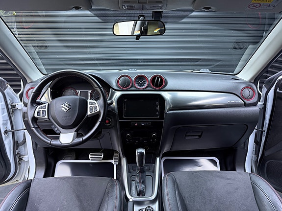 Suzuki Vitara 11 of 30