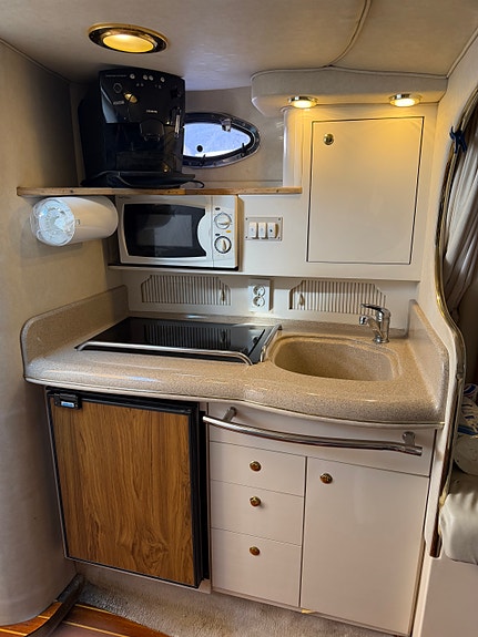 Sea Ray Sundancer 290 12 of 30