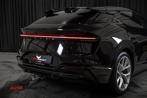 Lotus Eletre 16 of 30